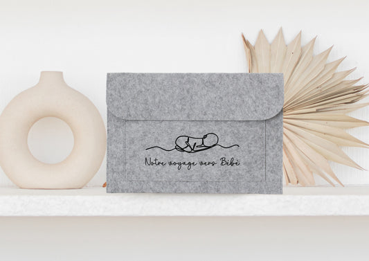 Housse documents grossesse personnalisée, Rangement papiers bébé, Cadeau maternité