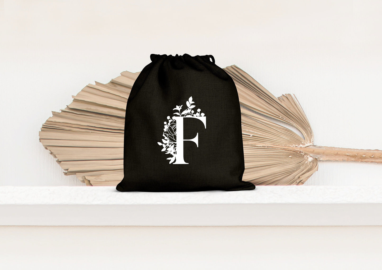 Pochon Monogramme Florale, pochette initiale personnalisée, Idée cadeau maman personnalisé