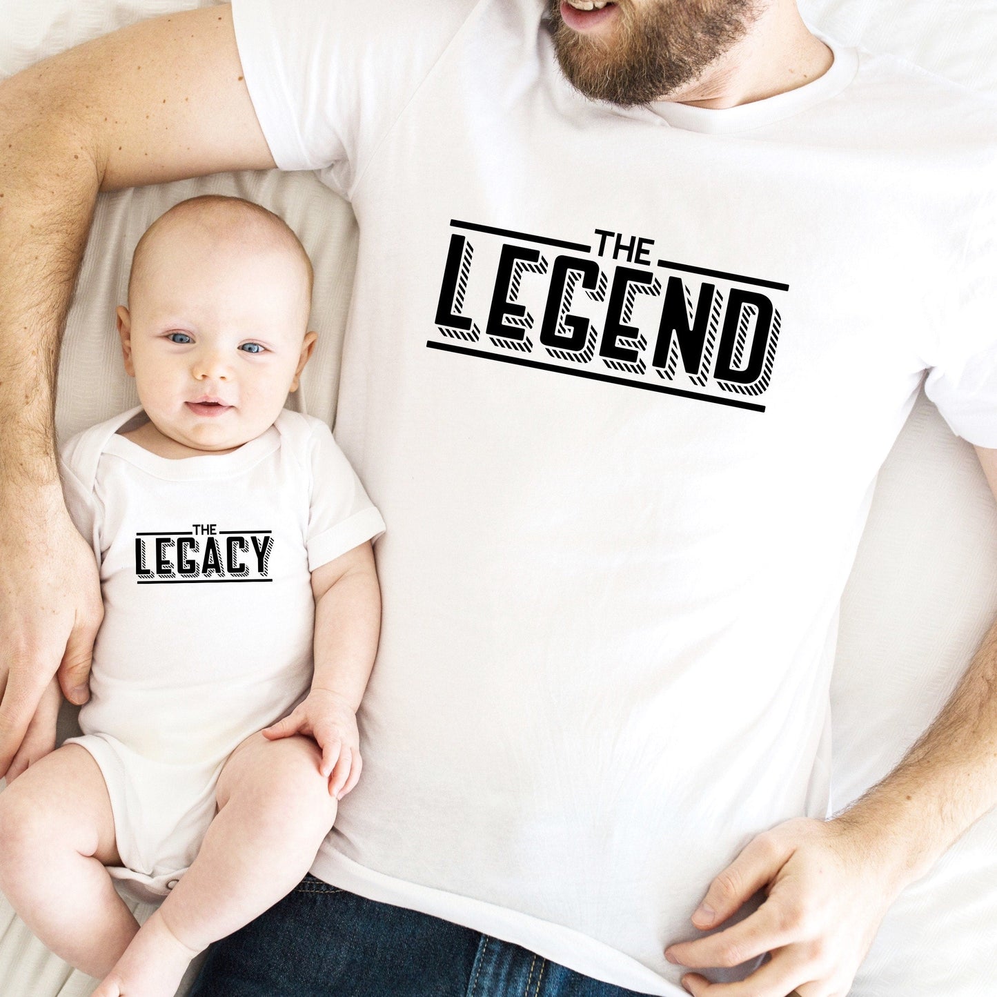 Duo T-Shirt Père Fils Fille Assorti - The Legend The Legacy - Ensemble Tee-Shirt Adulte Enfant Personnalisé