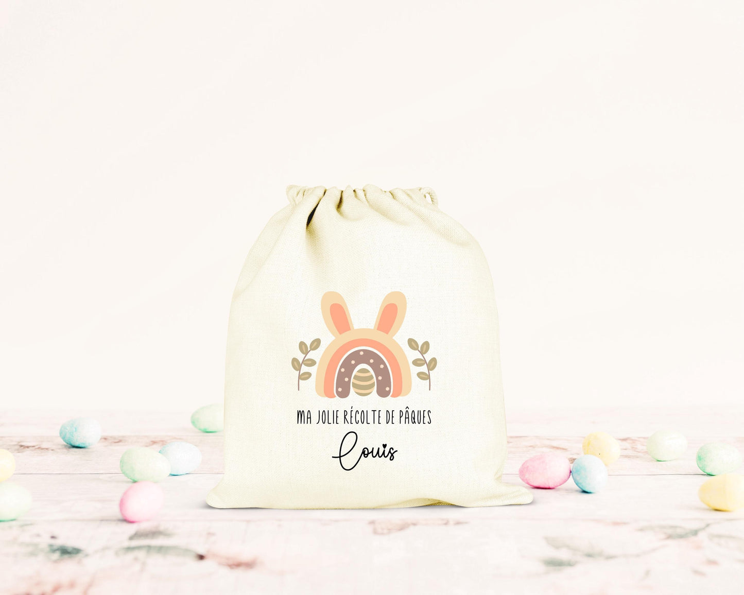 Pochon de Pâques personnalisé lapin et couronne florale, petit sac cadeau en coton avec prénom - Collection Pâques 2025 Mahelia Design