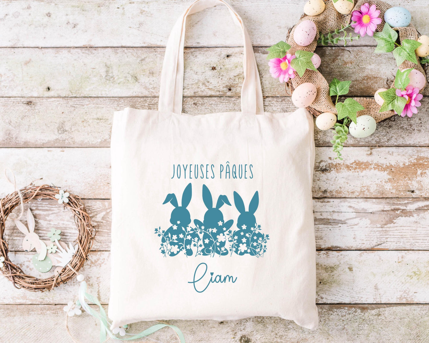Cabas Pâques personnalisé motif lapin et étoiles, grand sac chasse aux œufs en jute naturel enfant - Collection Pâques 2025 Mahelia Design