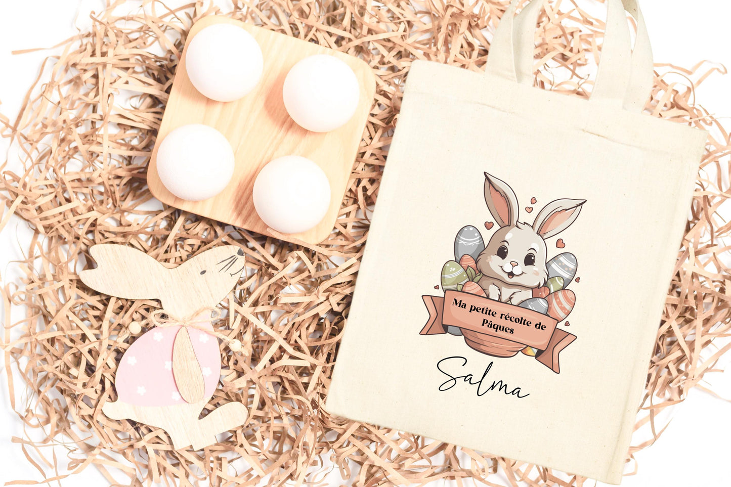 Mini tote bag Pâques personnalisé lapin et étoiles dorées, petit sac chasse aux œufs en jute naturel avec prénom - Collection Pâques 2025 Mahelia Design