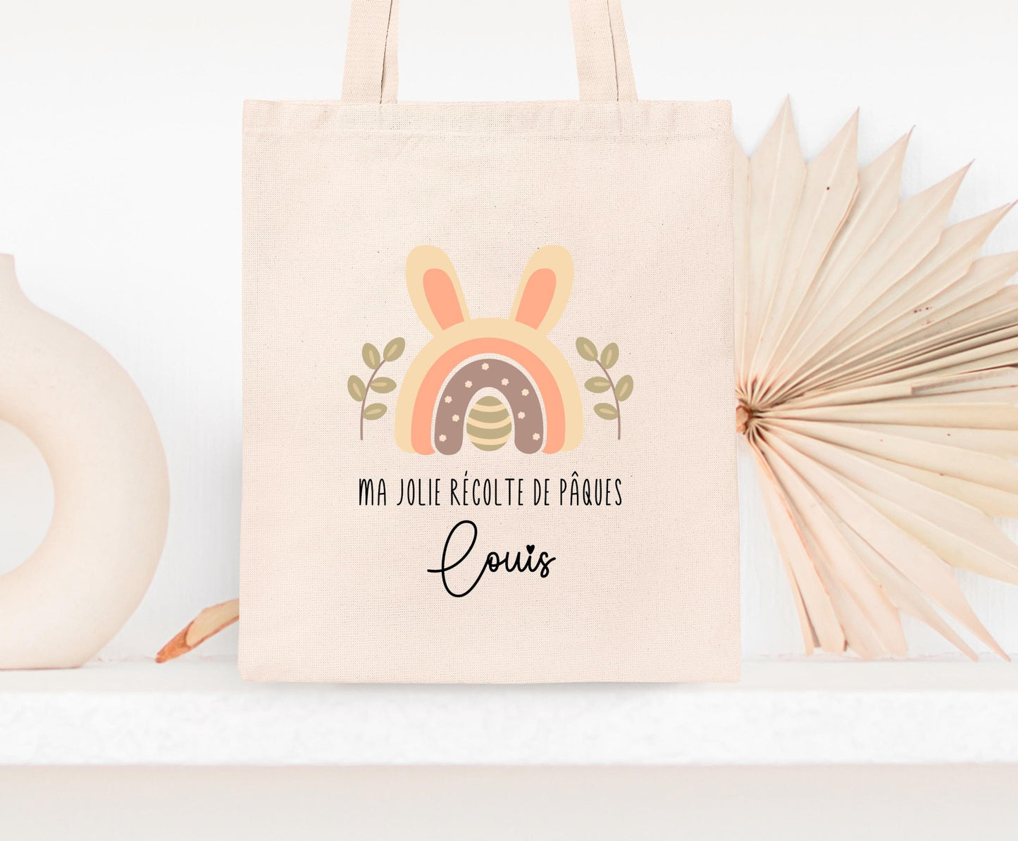 Mini tote bag Pâques personnalisé lapin et couronne florale, petit sac chasse aux œufs en jute naturel avec prénom - Collection Pâques 2025 Mahelia Design