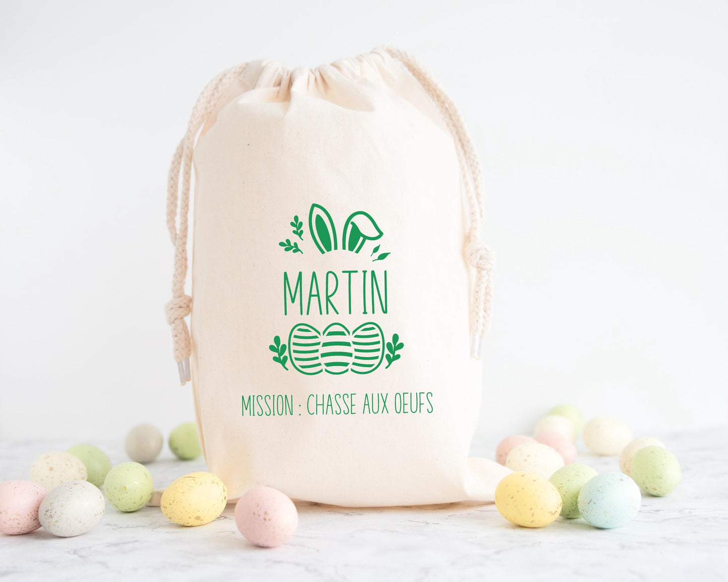 Pochon de Pâques personnalisé lapin avec œufs colorés, petit sac chasse aux œufs enfant jute naturel - Collection Pâques Mahelia Design