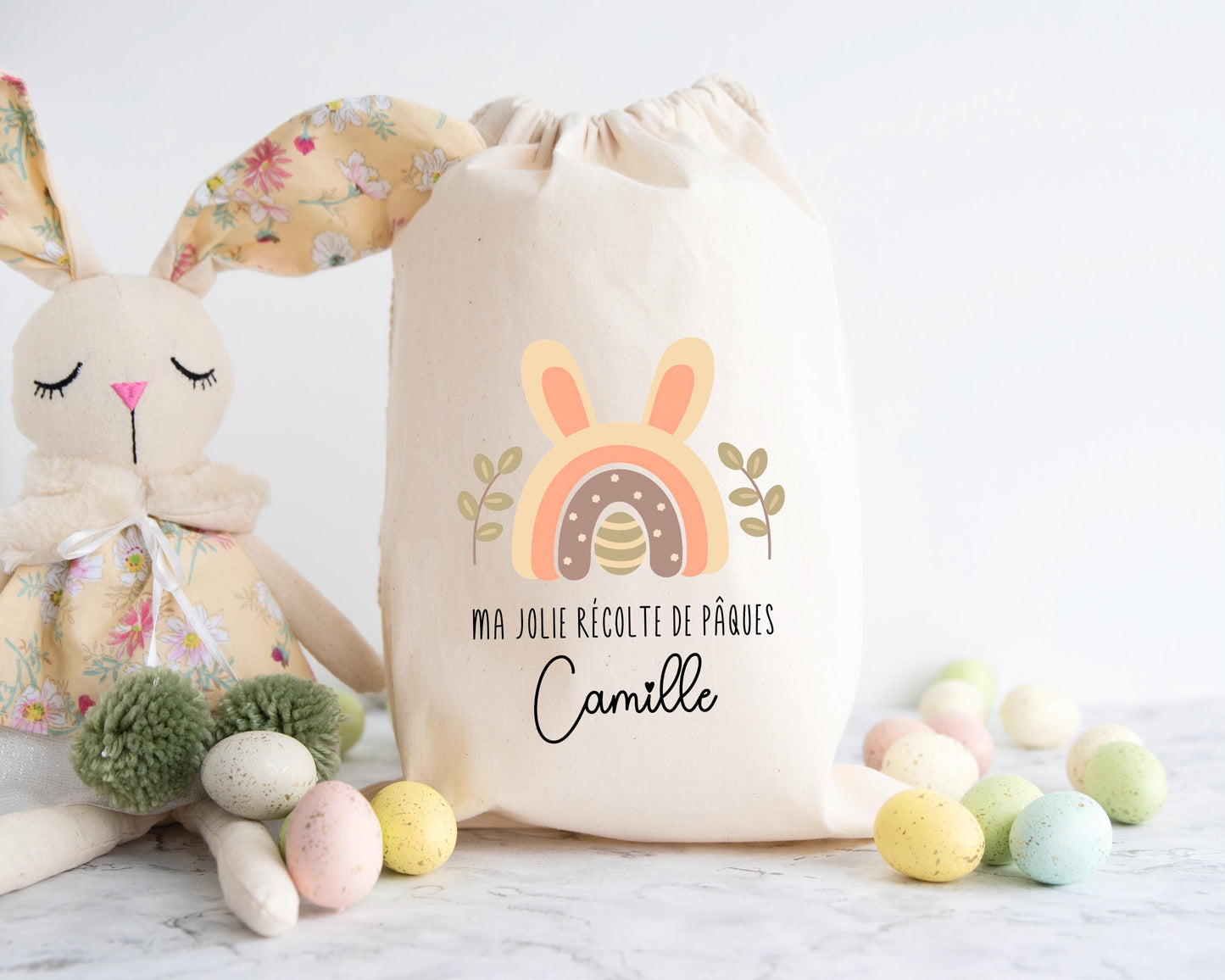 Pochon de Pâques personnalisé lapin et couronne florale, petit sac cadeau en coton avec prénom - Collection Pâques 2025 Mahelia Design