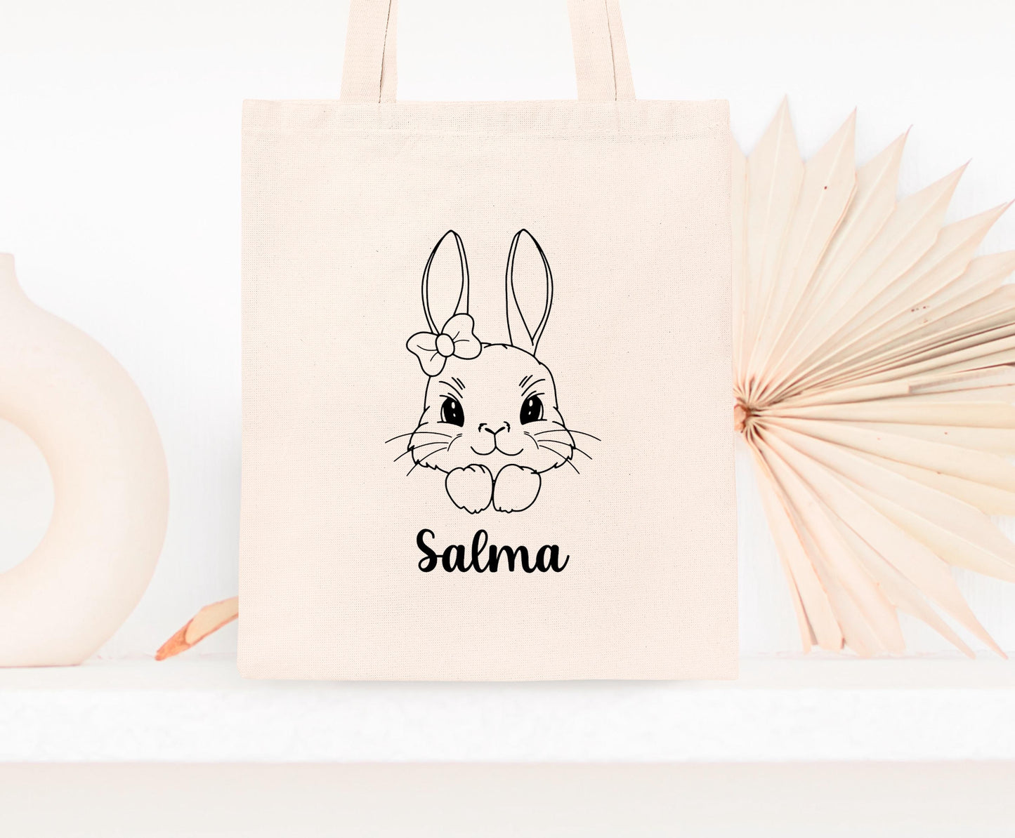 Mini tote bag Pâques personnalisé lapin et cœurs, petit sac chasse aux œufs en jute naturel avec prénom - Collection Pâques 2025 Mahelia Desig