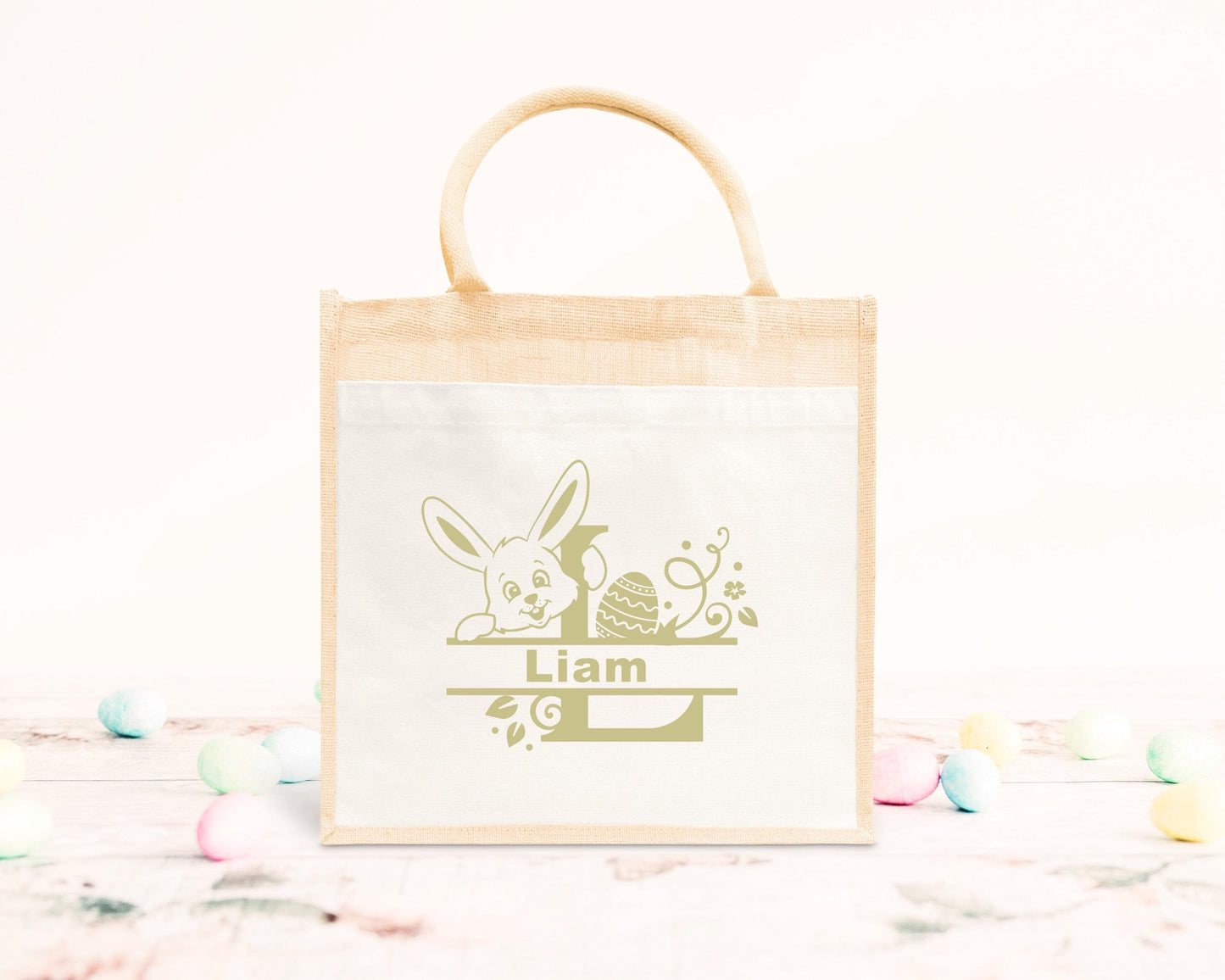 Cabas Pâques personnalisé motif lapin et carotte, grand sac chasse aux œufs en jute naturel enfant - Collection Pâques Mahelia Design
