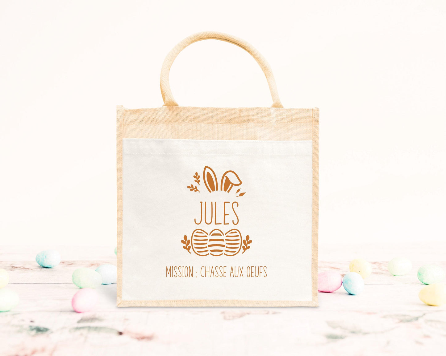 Cabas Pâques personnalisé motif lapin et œufs pastels, sac chasse aux œufs en jute naturel enfant - Collection Pâques Mahelia Design