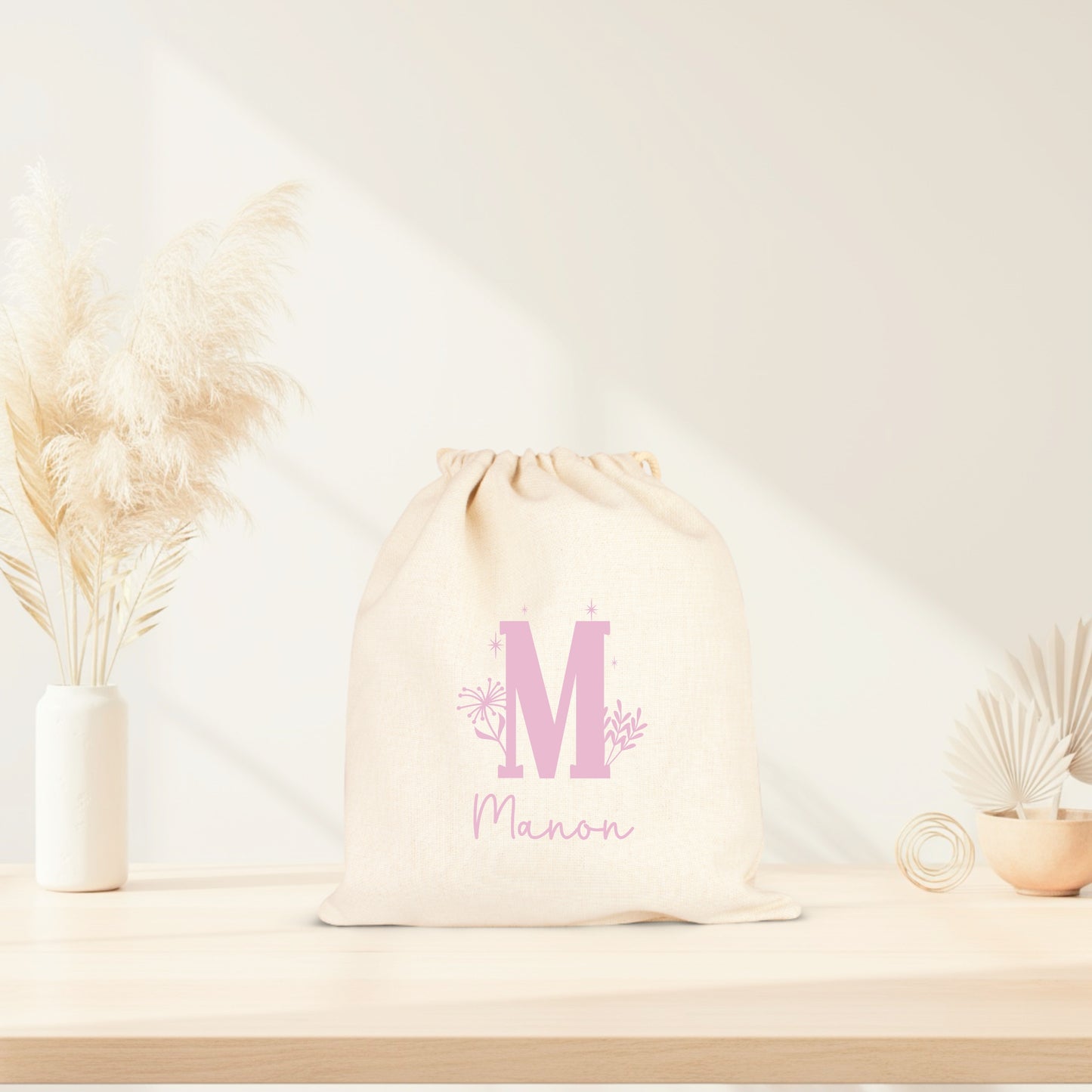 Pochon personnalisé initiale + prénom – Sac pochon coton – Cadeau personnalisé enfant femme – Rangement – Anniversaire