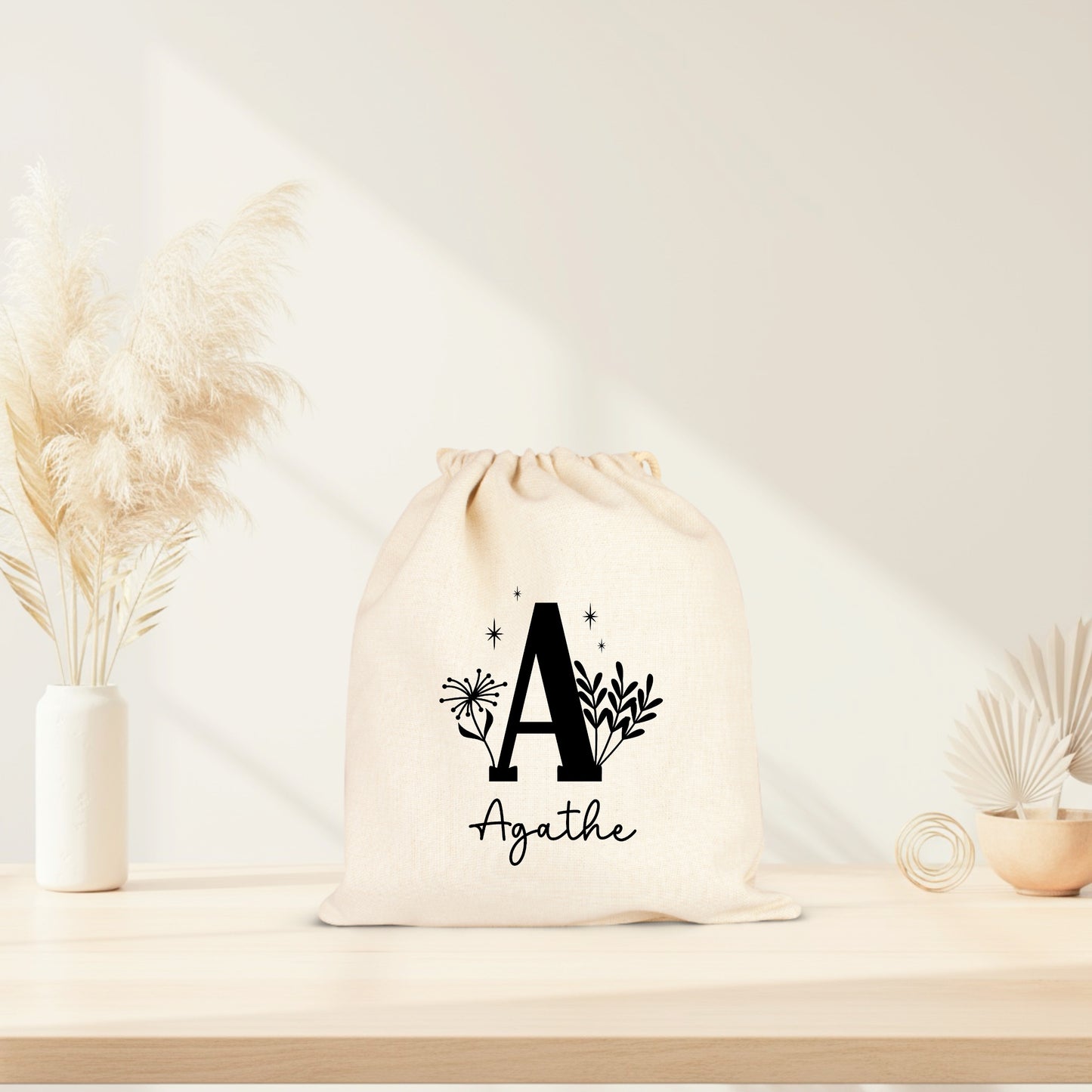 Pochon personnalisé initiale + prénom – Sac pochon coton – Cadeau personnalisé enfant femme – Rangement – Anniversaire