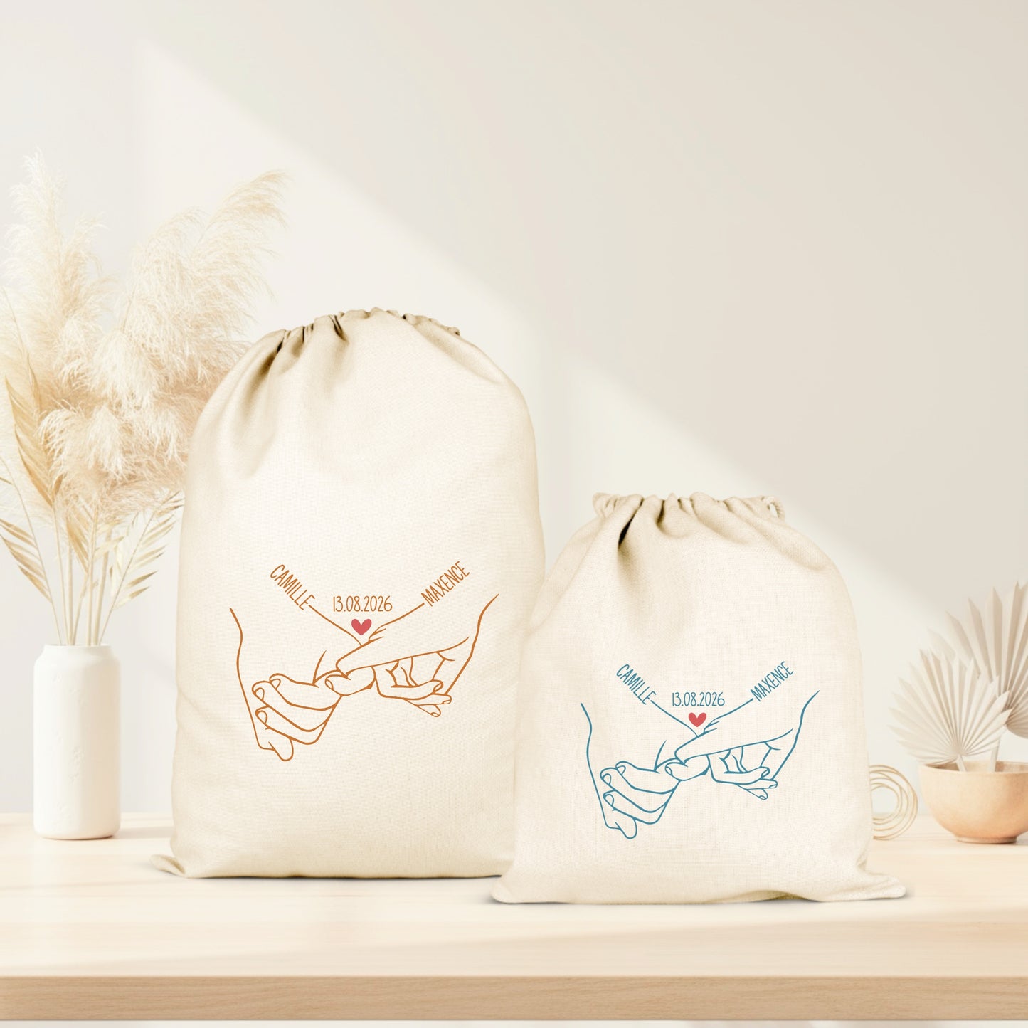 Pochon Couple Personnalisé Prénoms et Date, Cadeau Couple, Sac Cordon Personnalisé, Cadeau Saint Valentin, Anniversaire de Rencontre