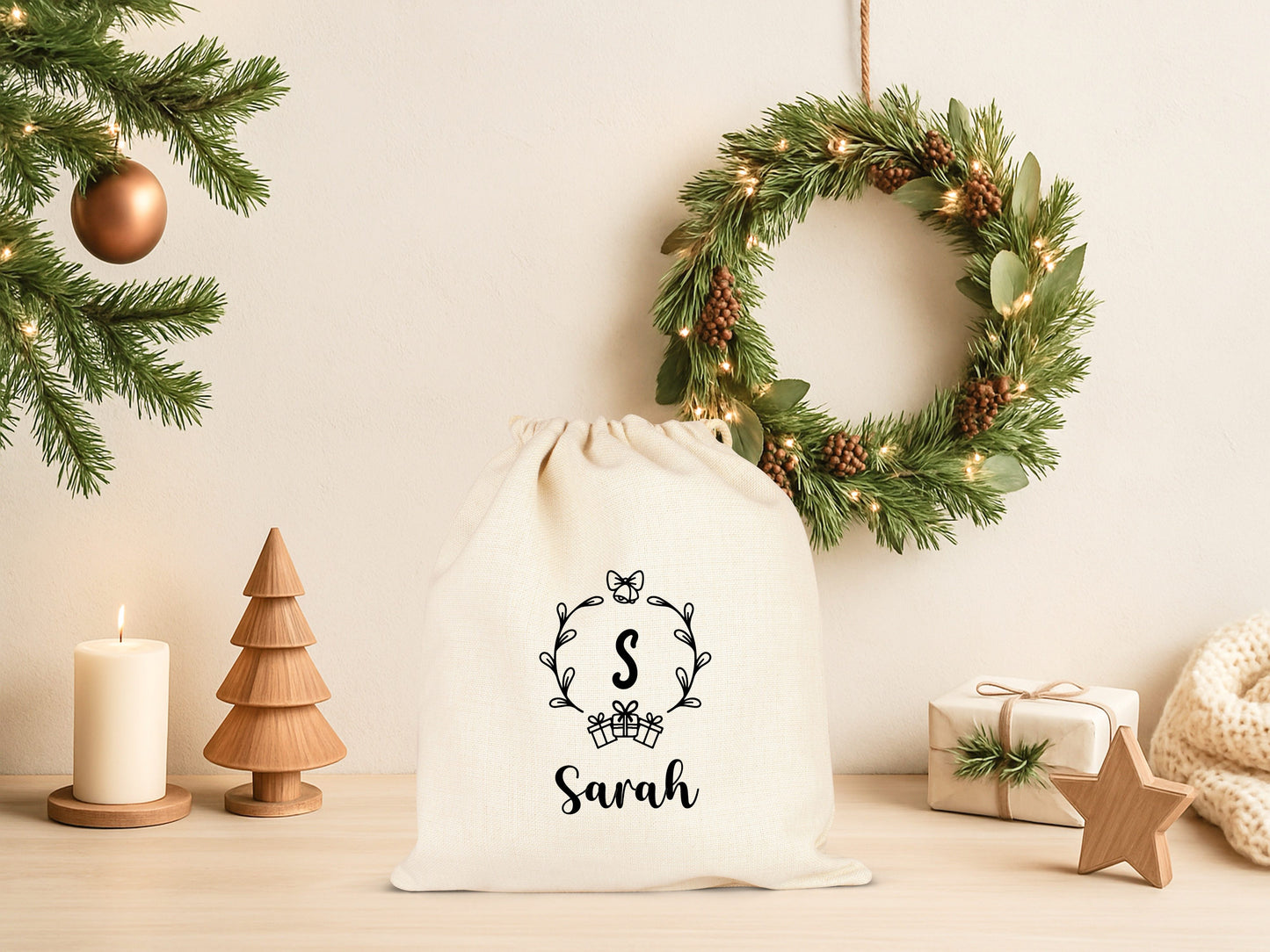 Pochon Noël Personnalisé Initiale Prénom | Hotte Père Noël Couronne Monogramme | Sac Cadeau Coton Réutilisable | 5 Tailles