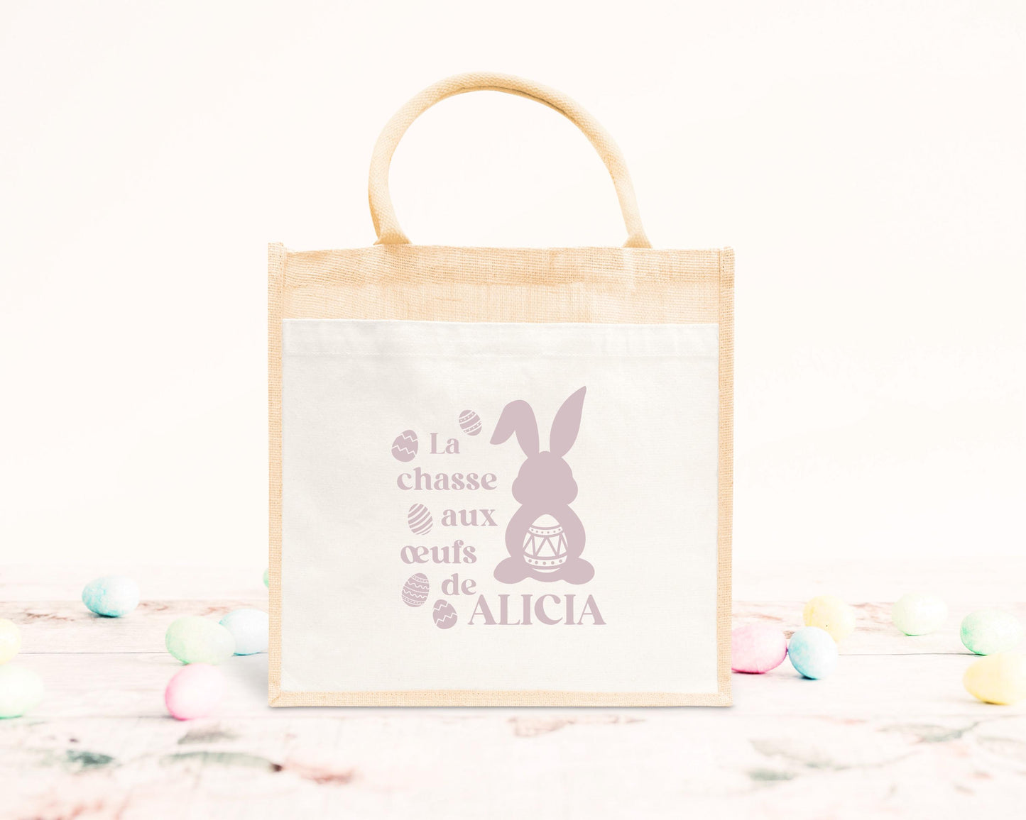 Cabas Pâques personnalisé motif lapins et œufs pastels, grand sac chasse aux œufs en jute naturel enfant - Collection Pâques Mahelia Design